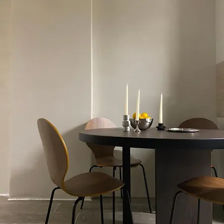 L.l Maison * Tirana