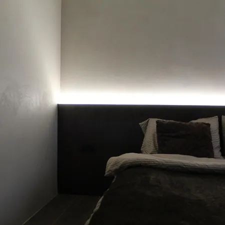 L.l Maison * Tirana